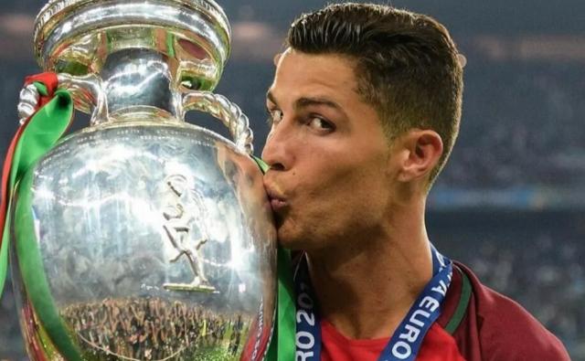 123球+43次助攻 C罗国家队200场出战纪录用时20年