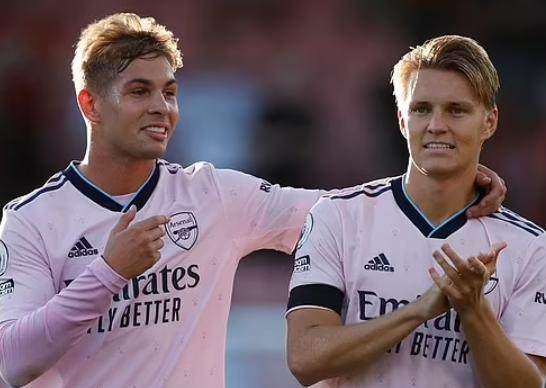 【观察】三连胜完美开局 “争冠”的阿森纳还缺啥吗？